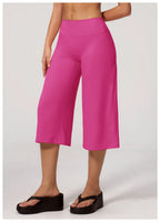 NLW High-Waisted Flared Capri Pants