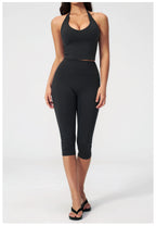 NLW- 2-Piece Seamless Capri Workout Set