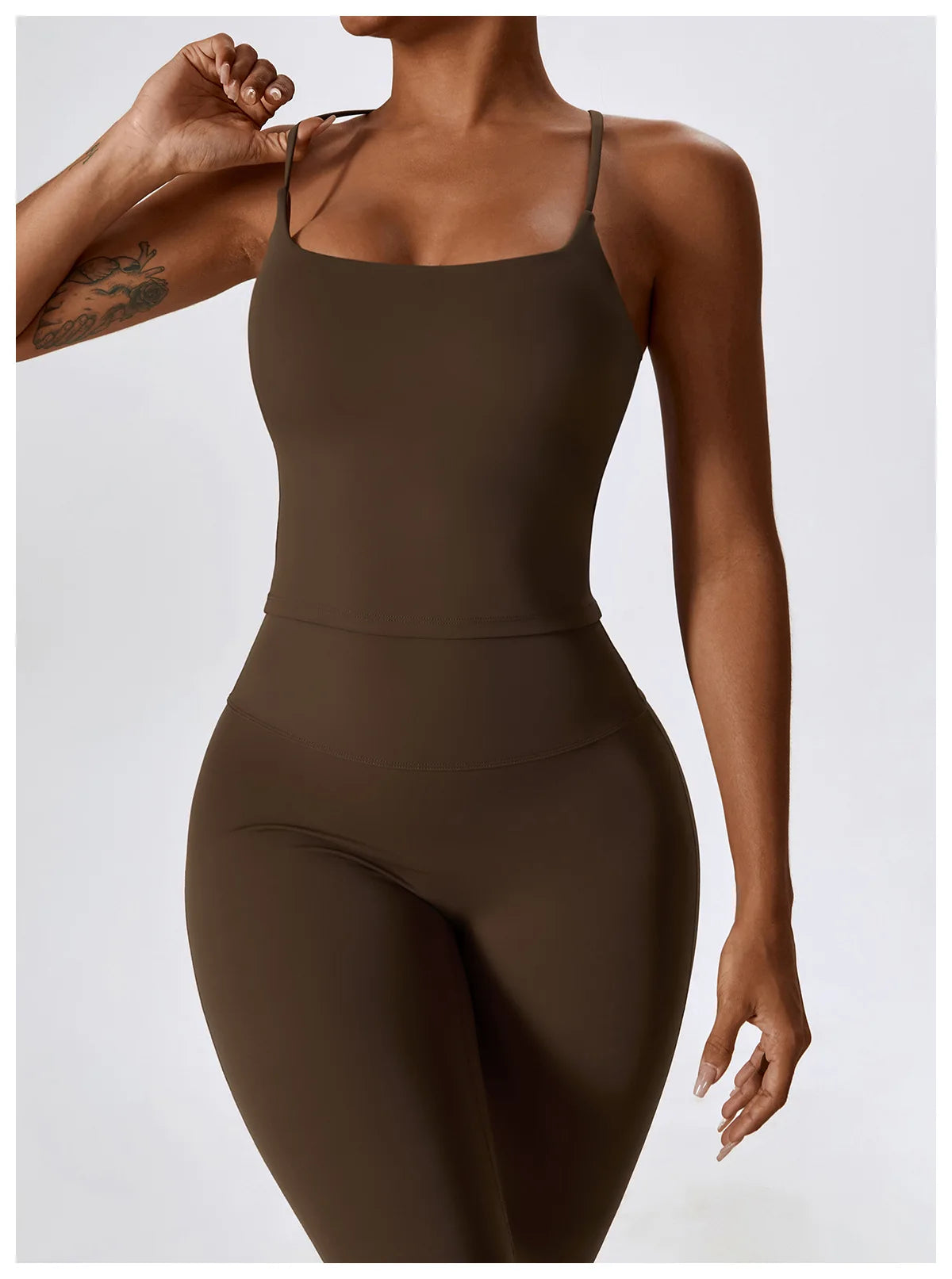 NLW Elite Seamless 2-Piece Yoga Set – High-Performance Compressed Fitness Suit