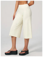 NLW High-Waisted Flared Capri Pants