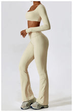 NLW Elite Seamless 2-Piece Yoga Set – High-Performance Compressed Fitness Suit