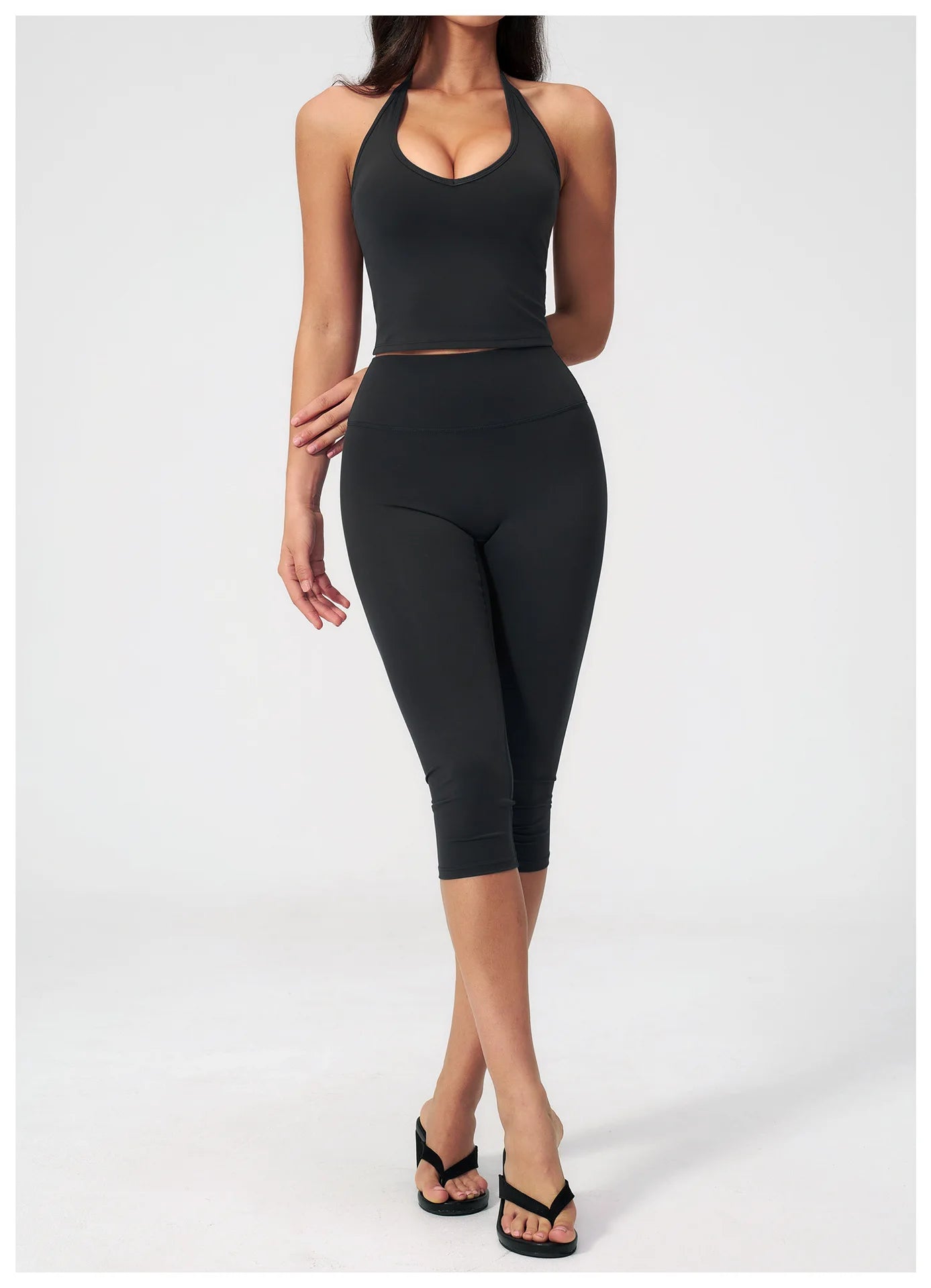NLW- 2-Piece Seamless Capri Workout Set