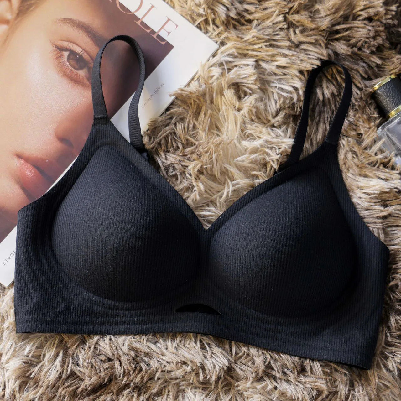 NLW Seamless Comfortable, Wire free Breathable, Push-up Sports Bra