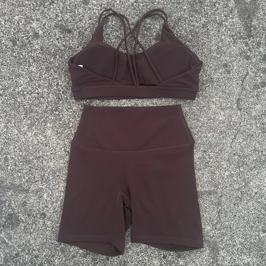 NLW Cross-Back Sports Bra & Short Leggings 2-Piece Tracksuit – Seamless Gym Workout Set