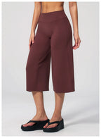 NLW High-Waisted Flared Capri Pants