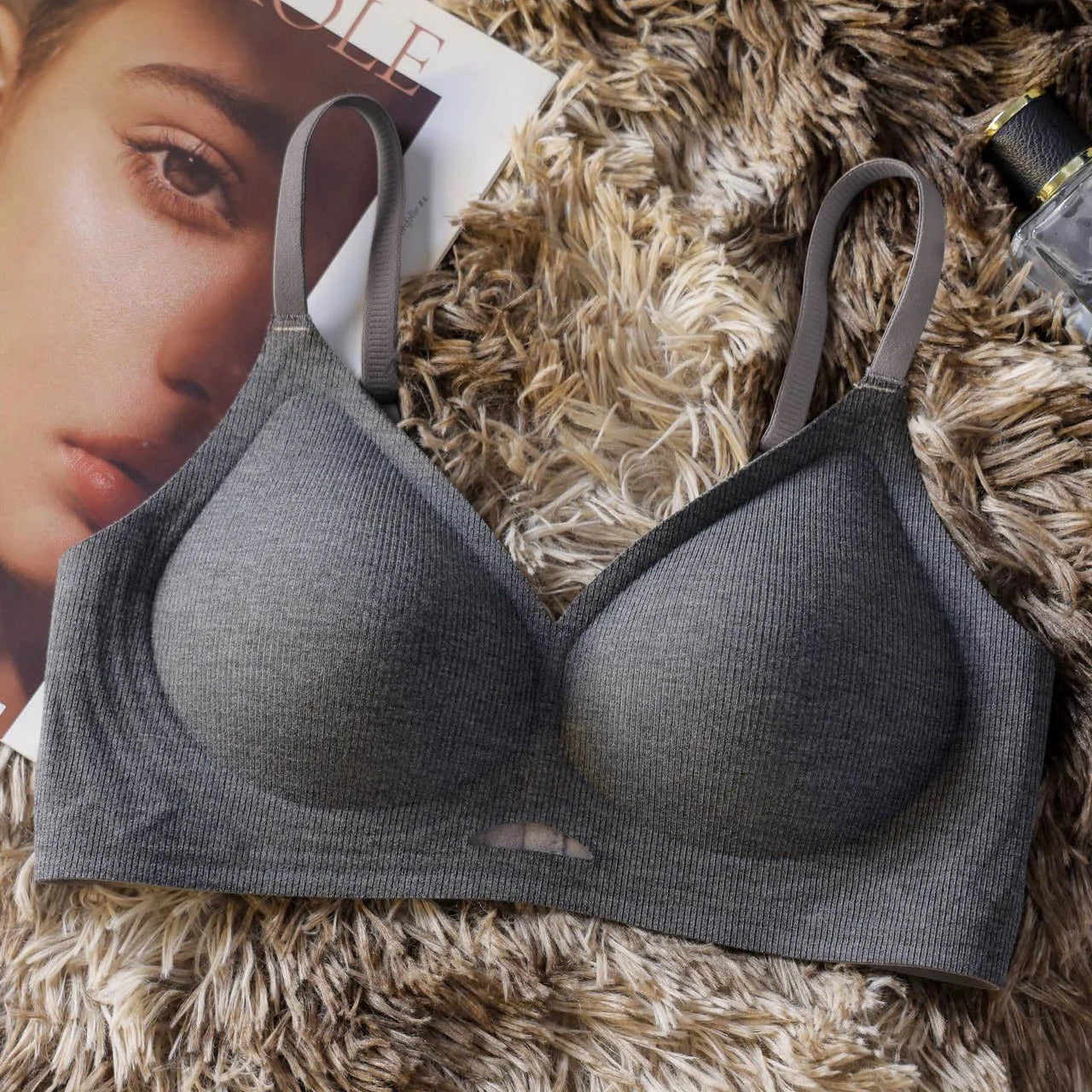 NLW Seamless Comfortable, Wire free Breathable, Push-up Sports Bra