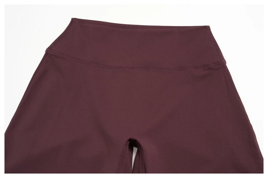 NLW High-Waisted Flared Capri Pants
