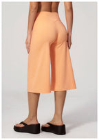 NLW High-Waisted Flared Capri Pants