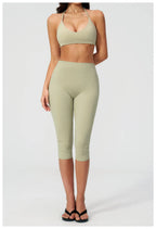 NLW- 2-Piece Seamless Capri Workout Set