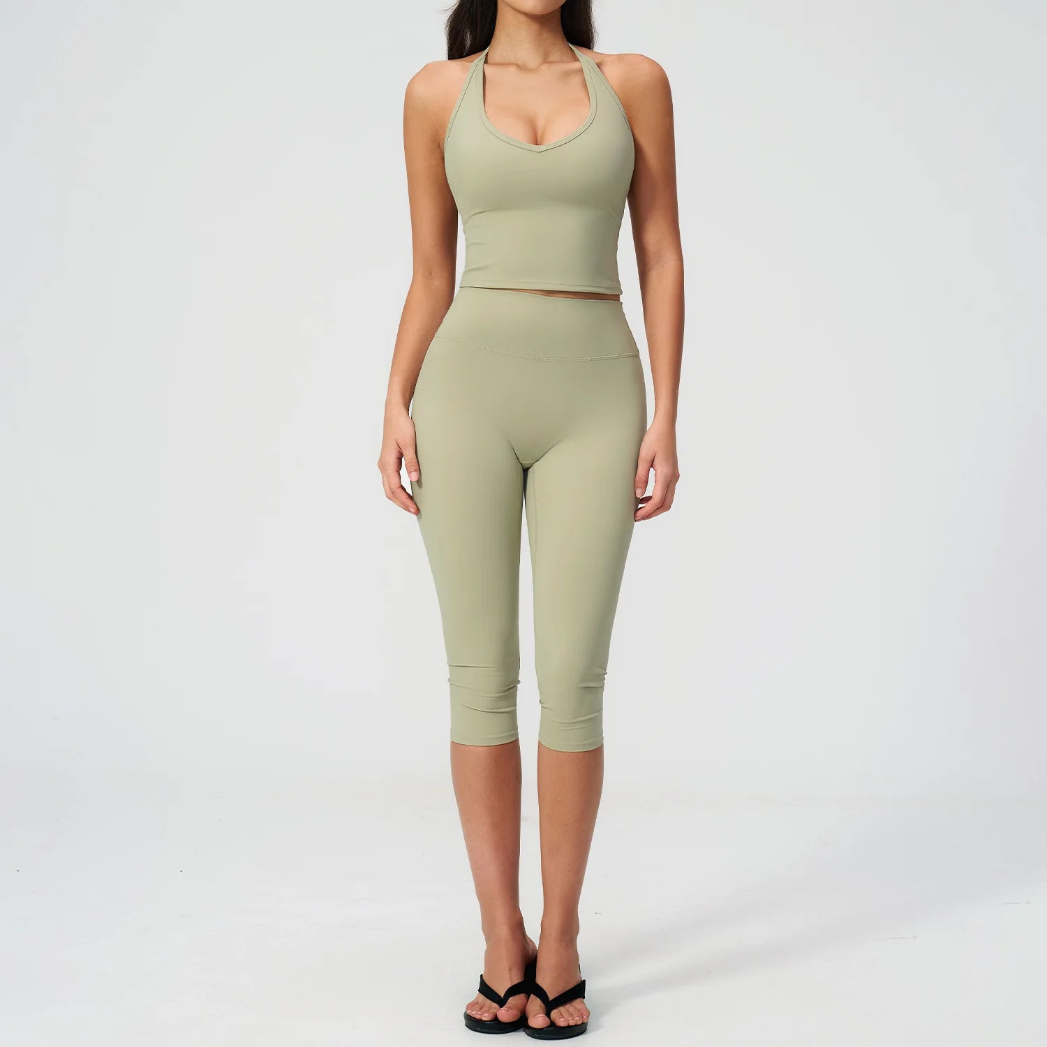 NLW- 2-Piece Seamless Capri Workout Set