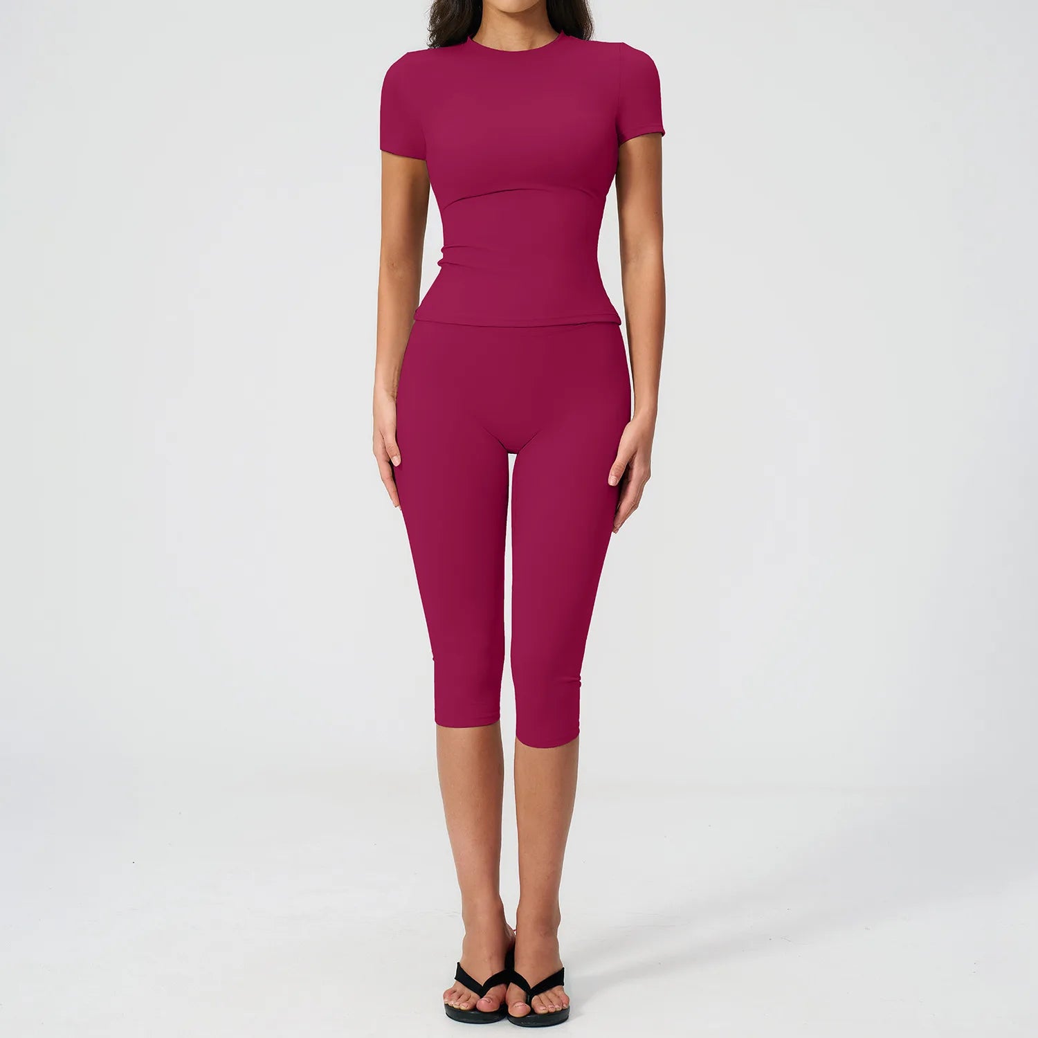 NLW- 2-Piece Seamless Capri Workout Set