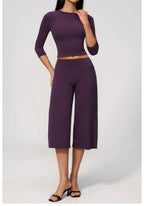 NLW Seamless Yoga Suit – 2-Piece Crop Sleeve & Capri Gym Set