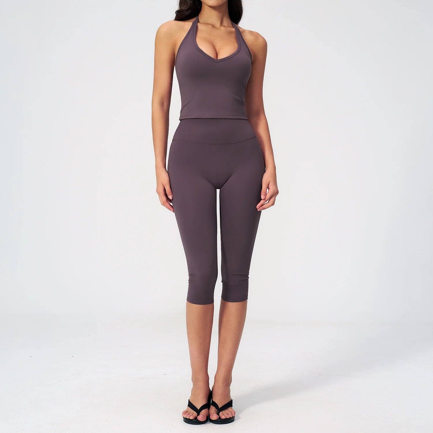 NLW- 2-Piece Seamless Capri Workout Set