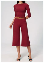 NLW Seamless Yoga Suit – 2-Piece Crop Sleeve & Capri Gym Set