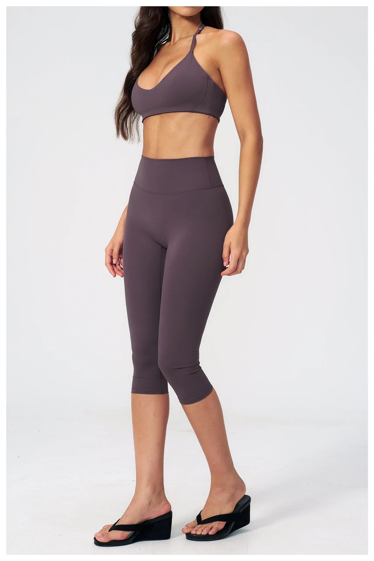 NLW- 2-Piece Seamless Capri Workout Set