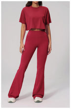 NLW High-Elasticity Crop Top & Matching Gym Leggings