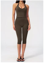 NLW- 2-Piece Seamless Capri Workout Set